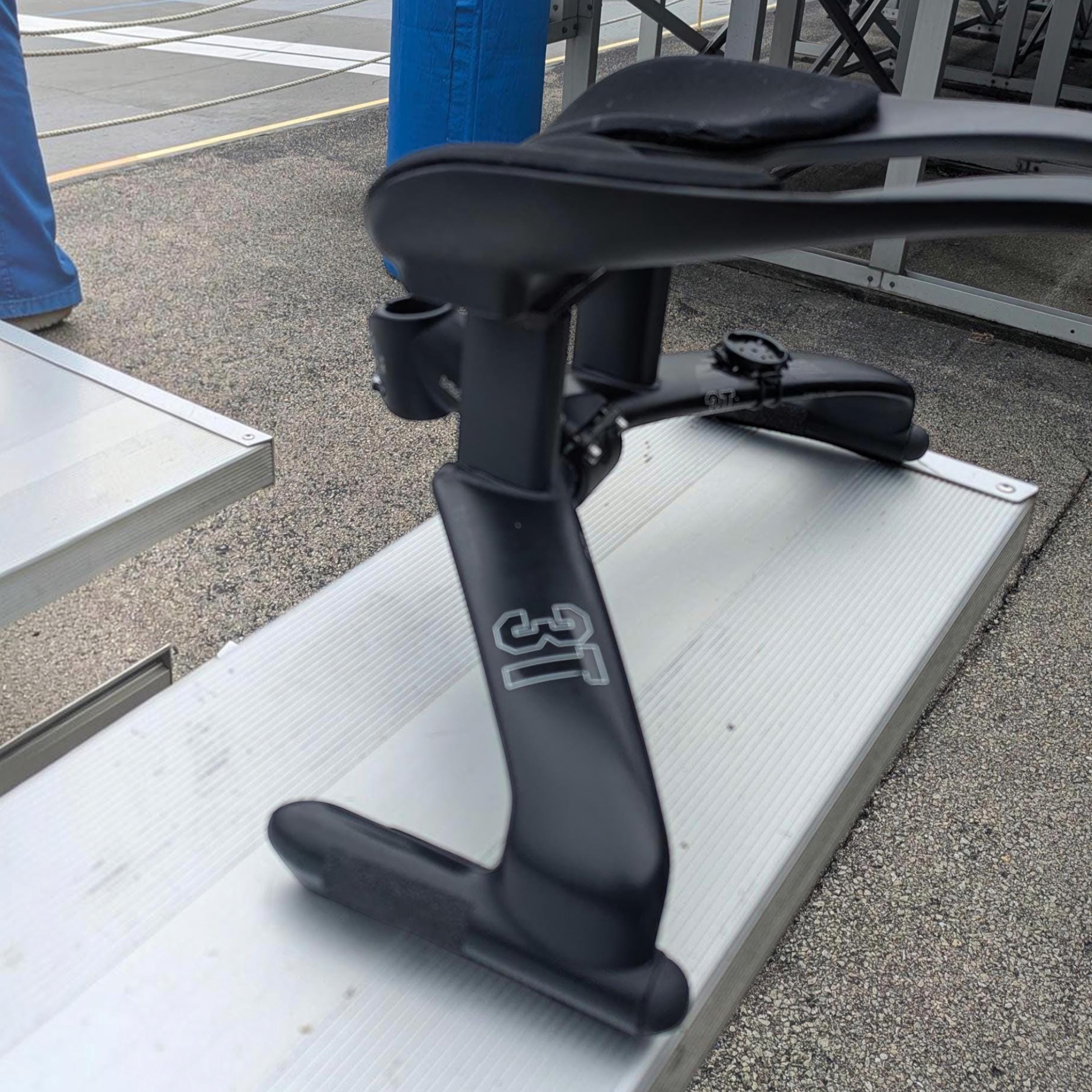 3T Revo Vola spacer installed on an aerobar cockpit
